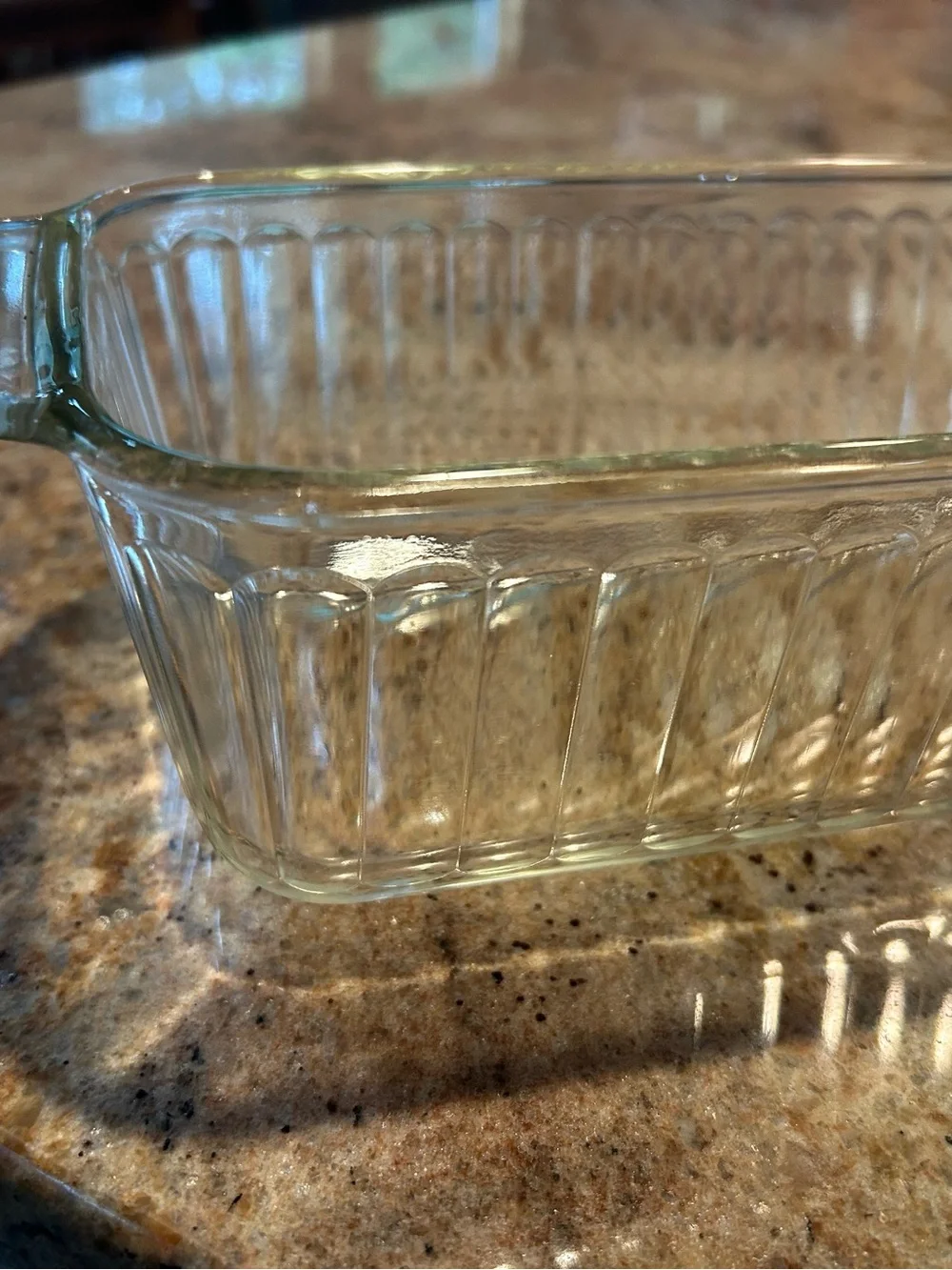 Pyrex #213-S(Sculptured Line) Ribbed Glass  Loaf Pan 8.5”x4.5”x2.5” 1 1/2 Qt